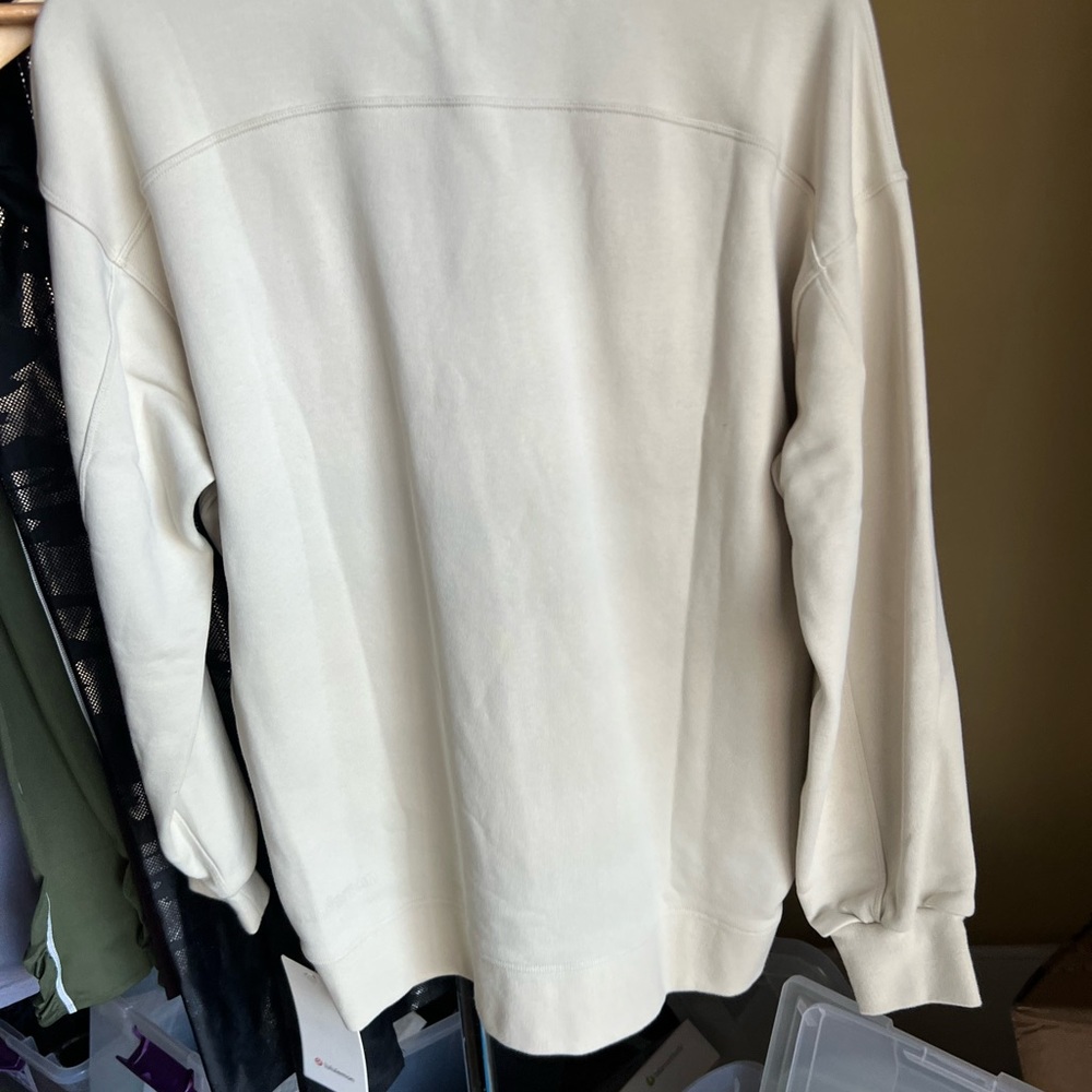 LULULEMON - PERFECTLY OVERSIZED CREW - NATURAL IVORY NWT - Picture 6 of 6